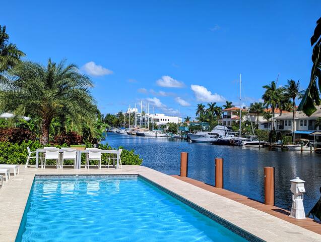 Waterfront home walking distance to Las Olas/Beach gallery image 4