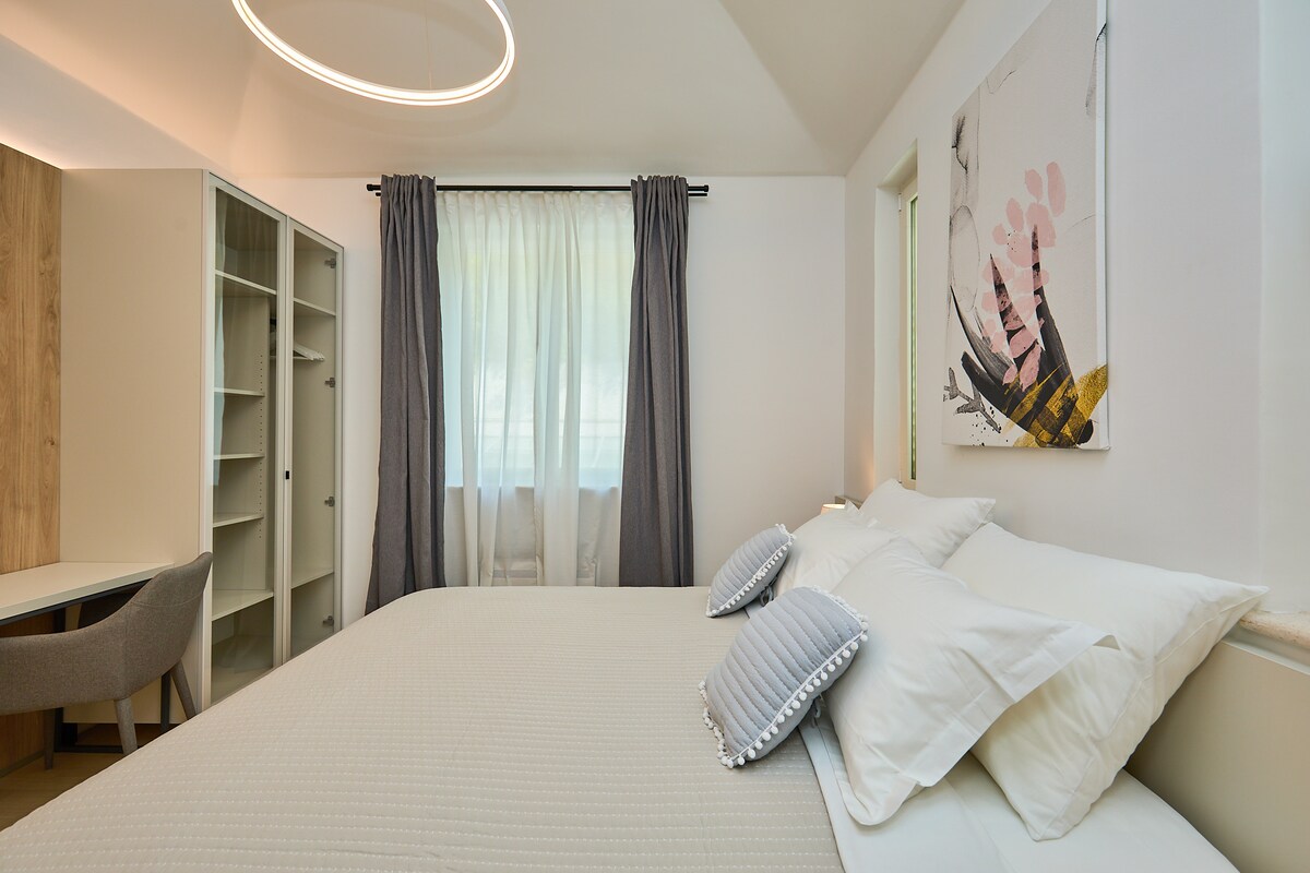 საძინებელი 4