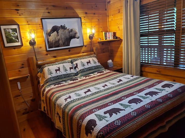 Bedroom 1 is very cozy with a comfortable Queen size bed, dresser, closet and smart tv.
USB ports on both sides of bed.