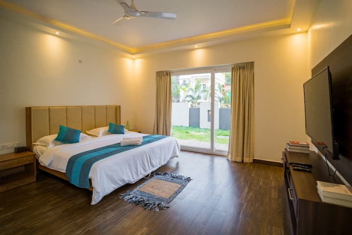 Bedroom 1 image 1