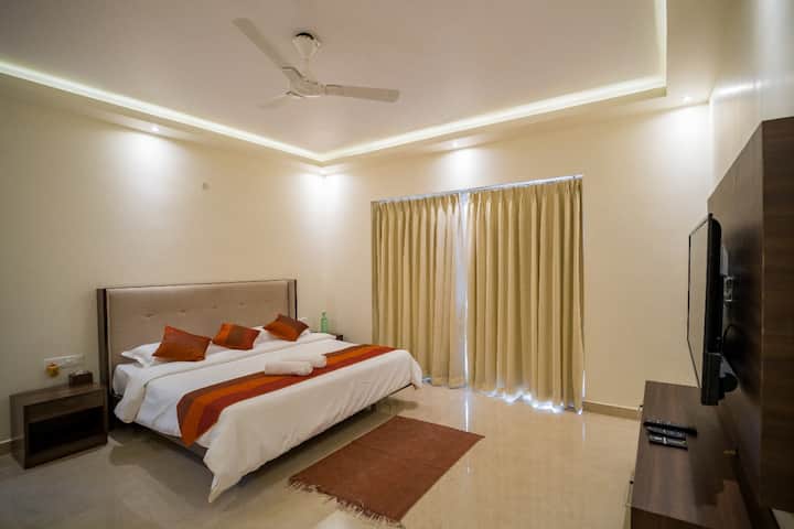 Bedroom 2 image 1