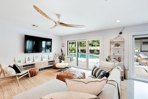 Modern Dream Home with Pool - Near Cocoa Village
