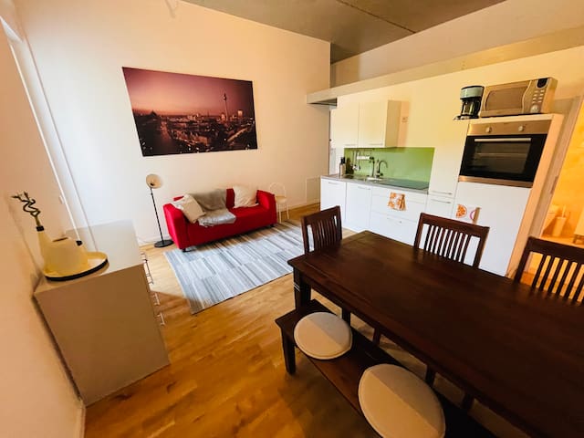 3 bedroom city apartment