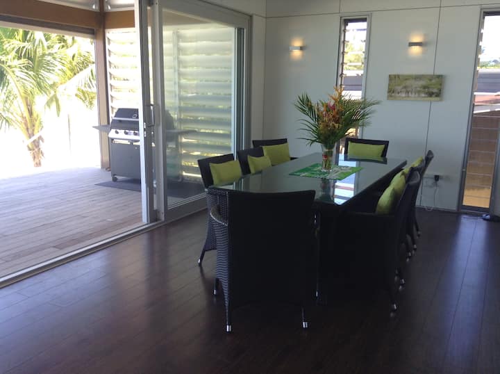 Stunning 2-bedroom Ensuited. Beach Location.unit 4 - Cook Islands