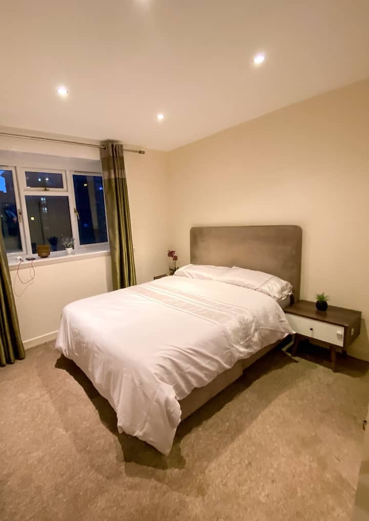 Lovely 2 Bedroom Apartment In Dundee City Centre - Dundee
