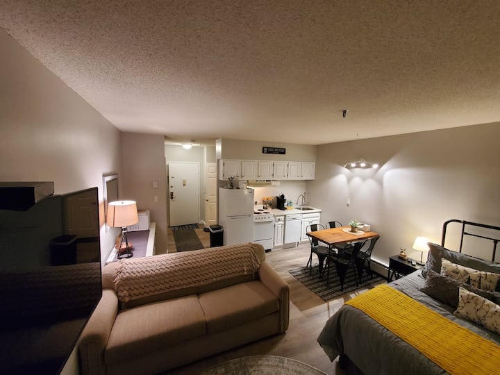 Cozy Condo Nh Getaway-pemi River-hot Tub-pools - ルーン山, NH