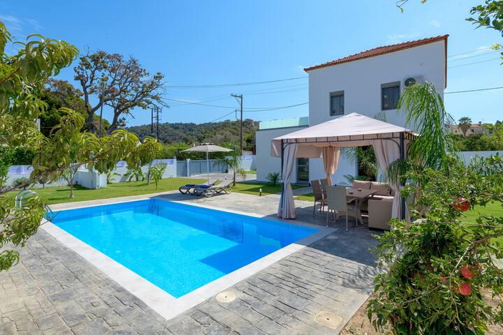 Villa Costa gallery image 2