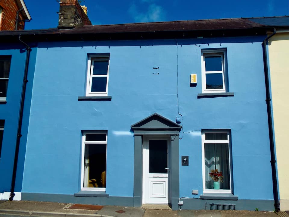 Cosy Cottage In Cardigan — photo 1