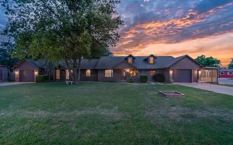 Davis Getaway: Entire Duplex in heart of Davis