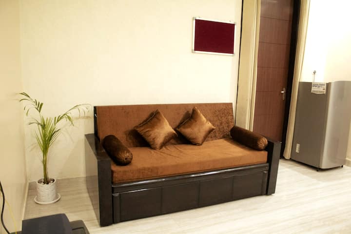 C1-sushma Homestay-1bhk Apartment
(2 Double Beds) - Rishikesh