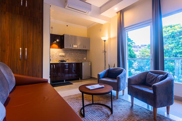 במטבח סוויטה עם כל השירותים המודרניים לאורח.