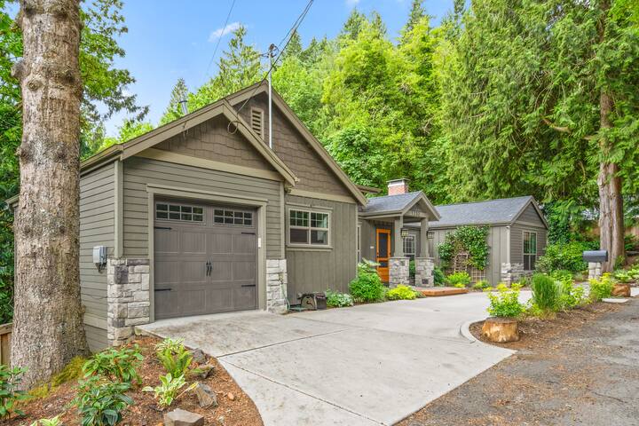 Chateau Relaxo (NO animals, parties or events) gallery image 3