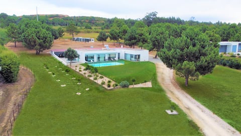 Quinta Foz Arelho Heated Pool and Jacuzzi