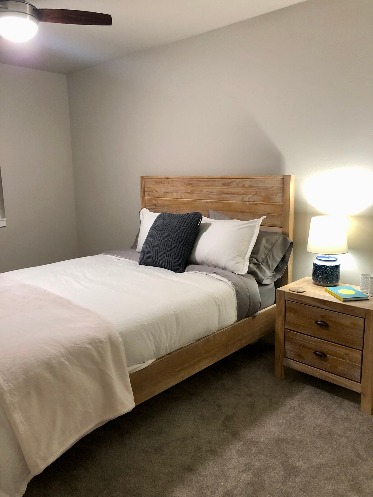 غرفة النوم 2