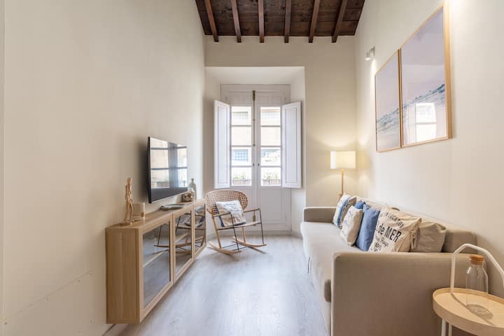 Peaceful&charming Historic Centre Apt With Balcony - Málaga