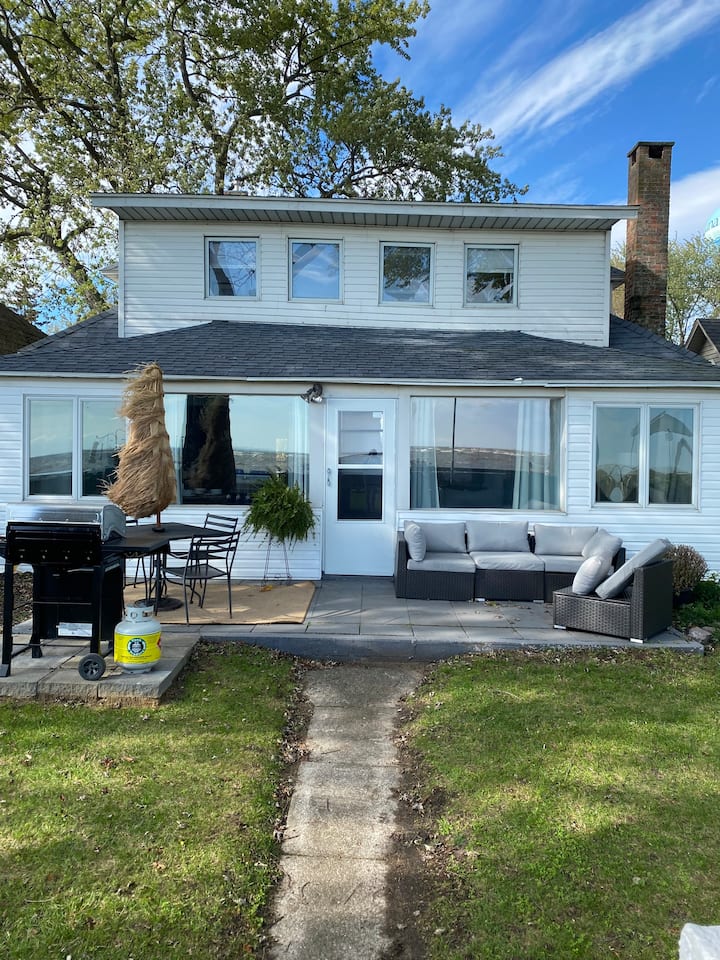 Luna Pier Vacation Rentals & Homes Michigan, United States Airbnb