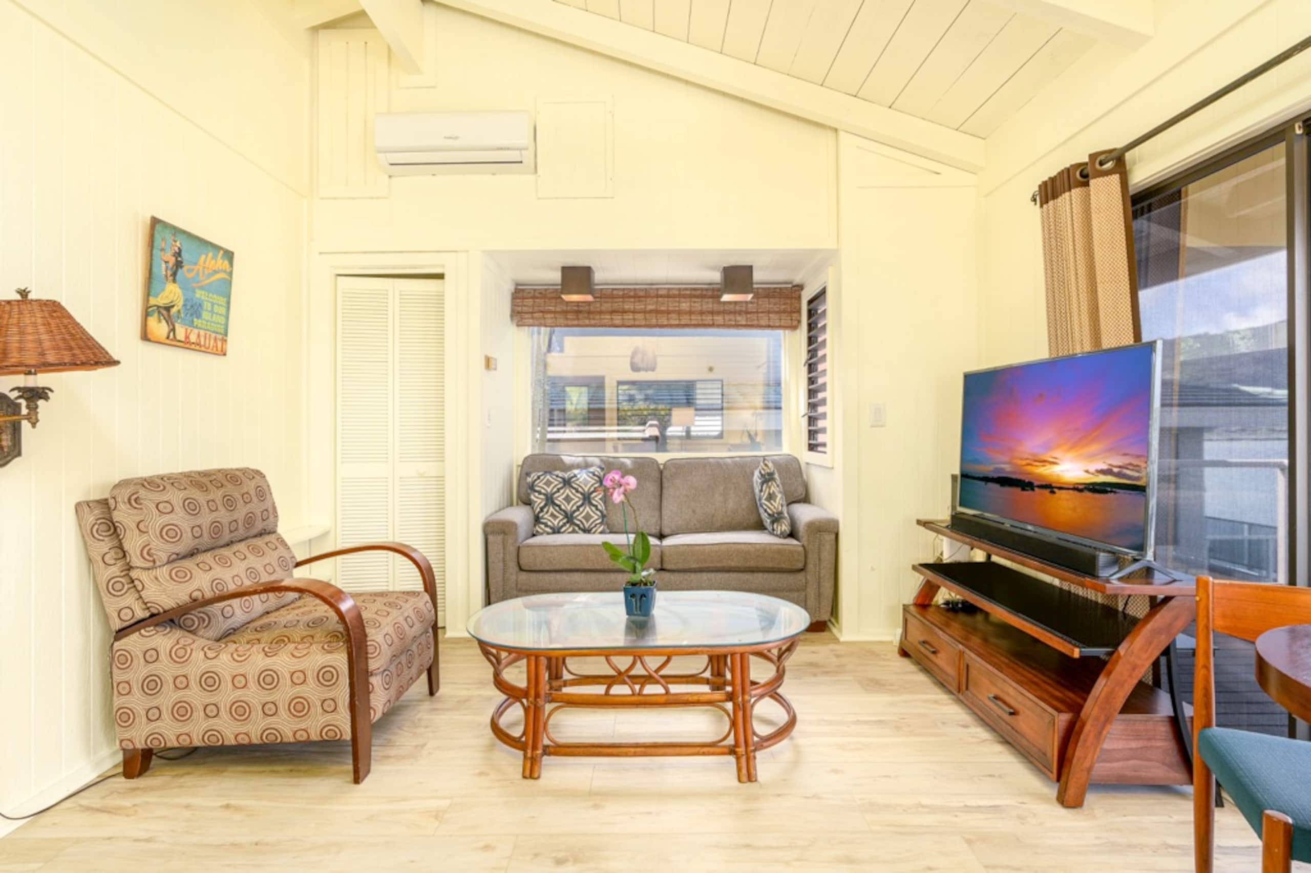 Condo in Lihue · ★4.54 · 1 bedroom · 2 beds · 1 bath - Photo 7