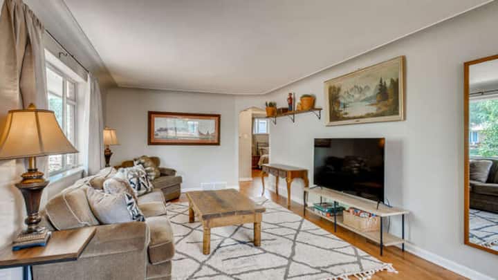 5br, Family Getaway, Fenced Yard, 2 Kitchens - Lakewood, CO