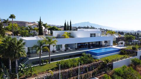 New Villa | Sea Views, Heated pool, Jacuzzi & Golf