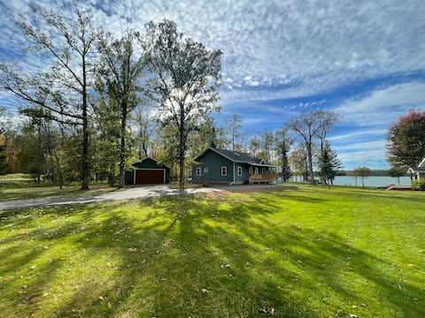 Cheerful Cabin on Lake Chetac