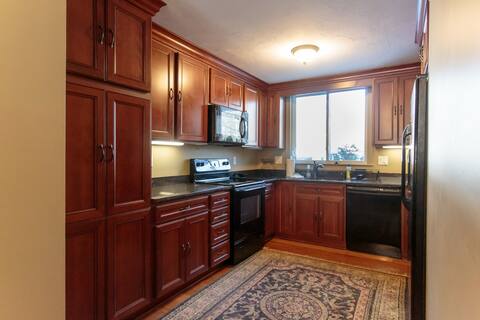4 Bedrooms in the heart of Waterville Valley.