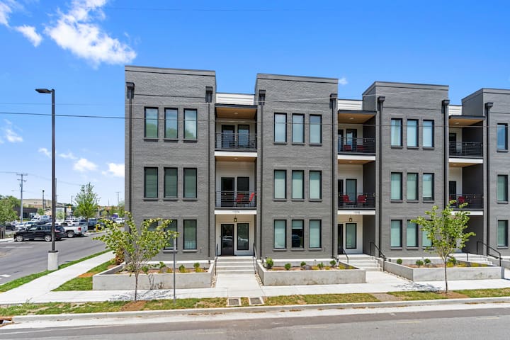 *SLEEPS 24* Keep the Secret *2 Units * 8BR* 8BA*1