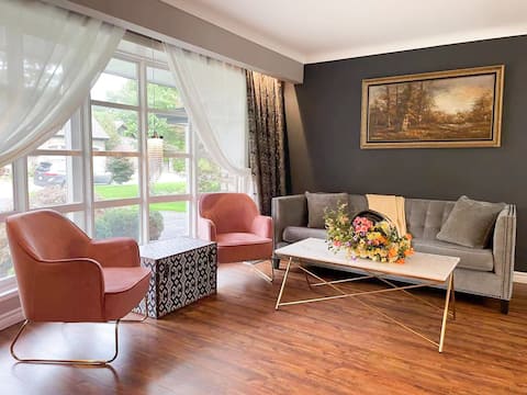Top Airbnb: Gage House *3 bedroom cozy retreat in NOTL* in Niagara On The Lake