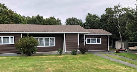 Miss Rosie's Escape - entire house, self check-in