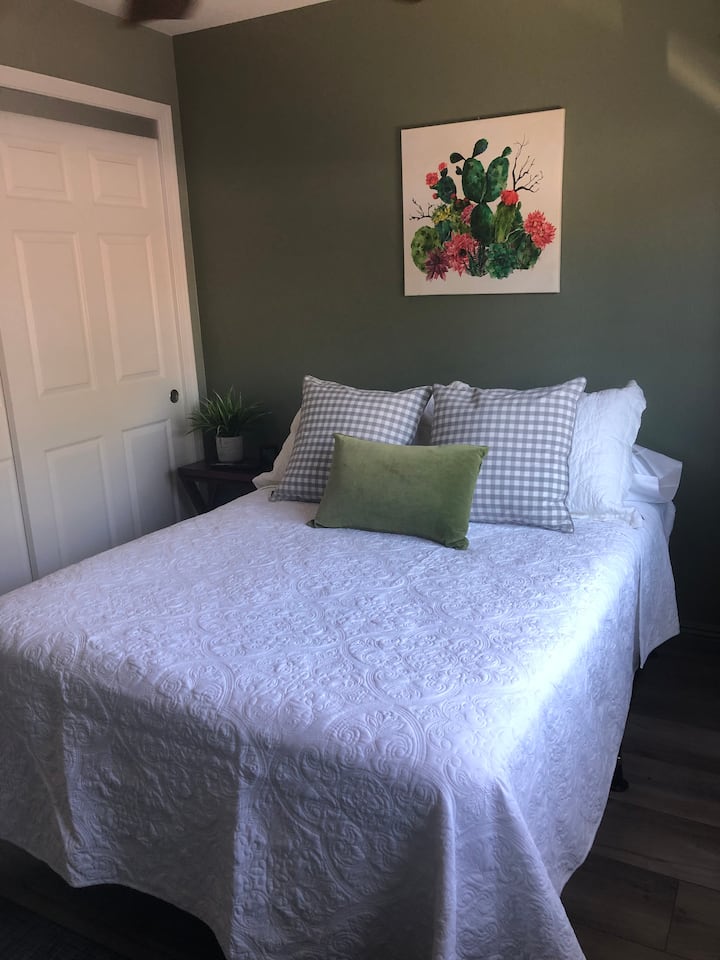 Paso Robles Apion Court 1 bedroom guest suite Serviced apartments for