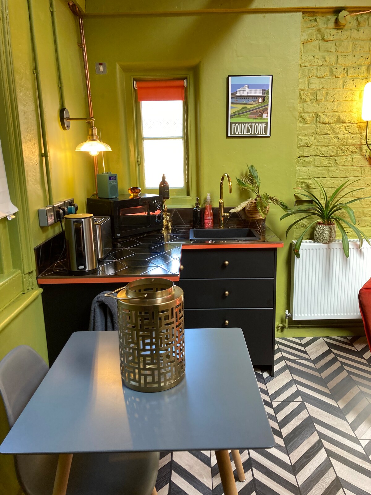 Airbnb performant: Lepine- stylish, luxury apartment in Folkestone à Folkestone