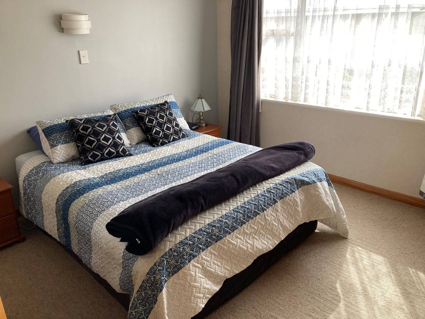 3 Bedroom Family Home With Ample Parking 4