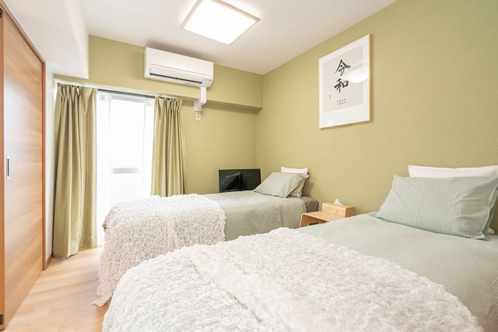 Designer’s Apartment in Shinjuku Tokyo