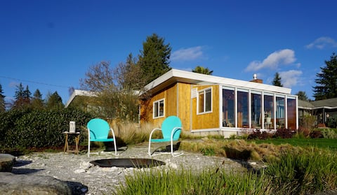 Mid-Century Manette Charmer, 2 bd, 2 bath w/view