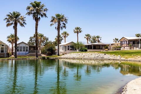 Tiny Home-Luxe-Ages 55+Mineral Pools/Amazing Views