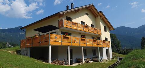 Haus Friedrich - Gosau 5 Bedroom Chalet to rent.