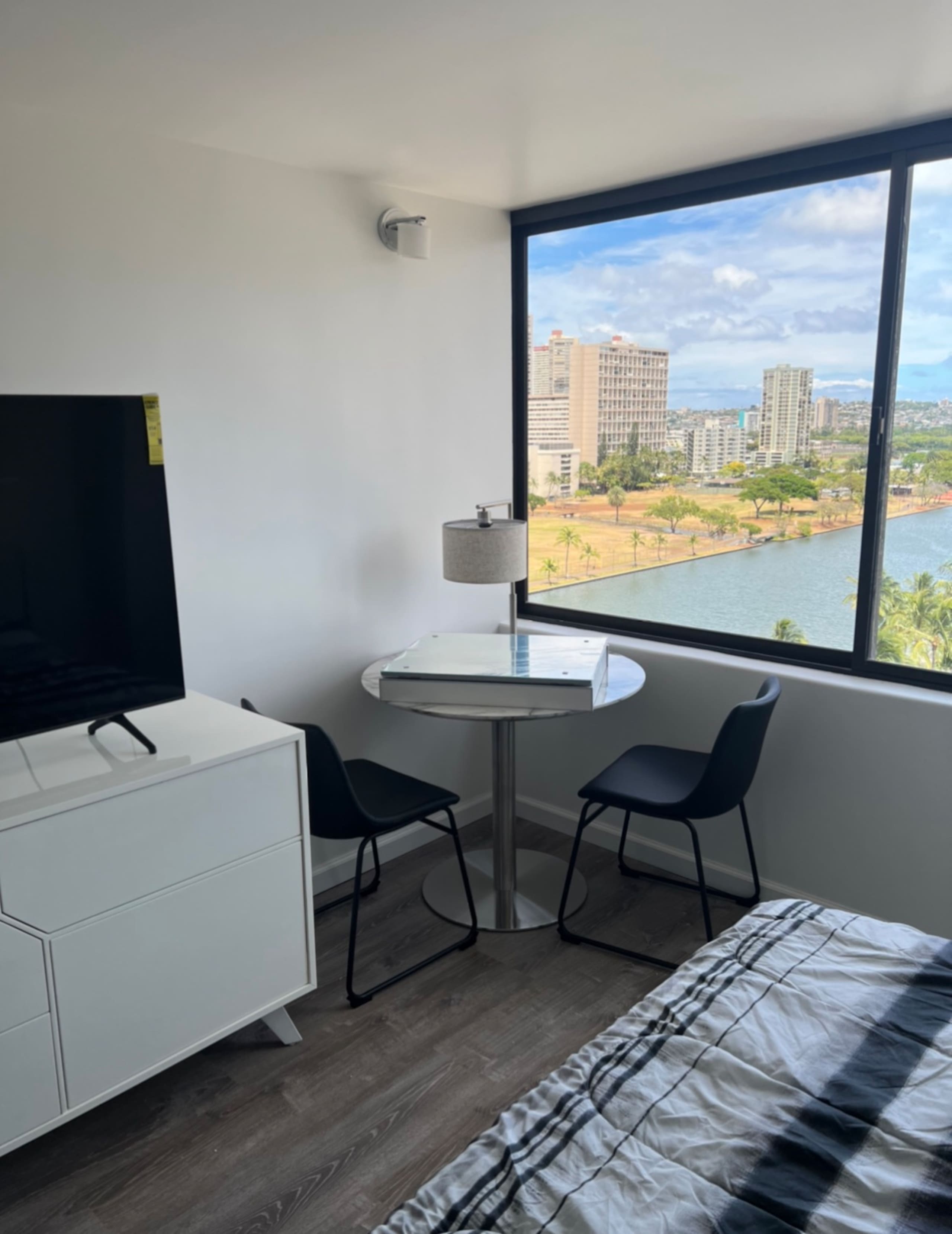 Hotel in Honolulu · ★4.74 · 1 bedroom · 1 bed · 1 private bath - Image 11
