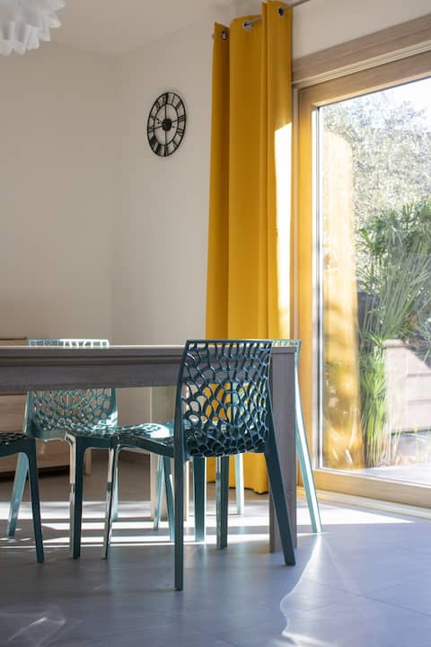 DOMEK Villa 100 meters from the beach