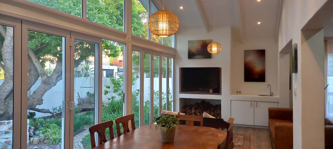 Beautiful family home in Kommetjie near Long Beach