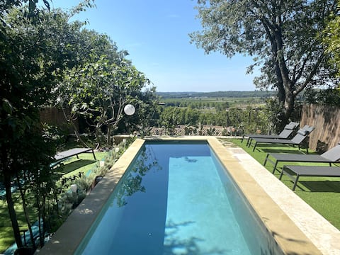 Experience Sommières in style