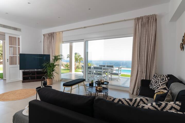 VILLA SAMIRAM gallery image 5