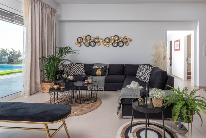 VILLA SAMIRAM gallery image 4