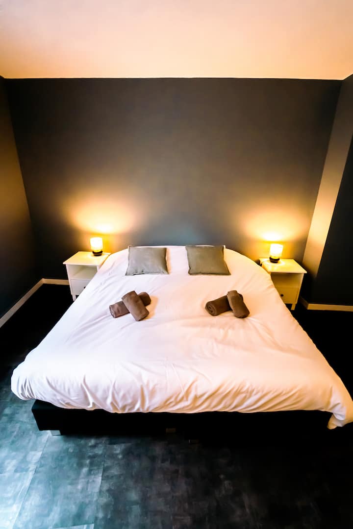 غرفة النوم 1