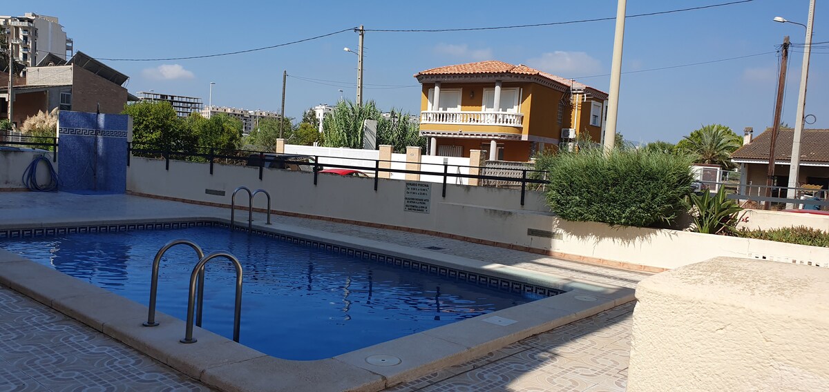 Top Airbnb: Apartment with pool in Grao de Moncofa en Moncofa