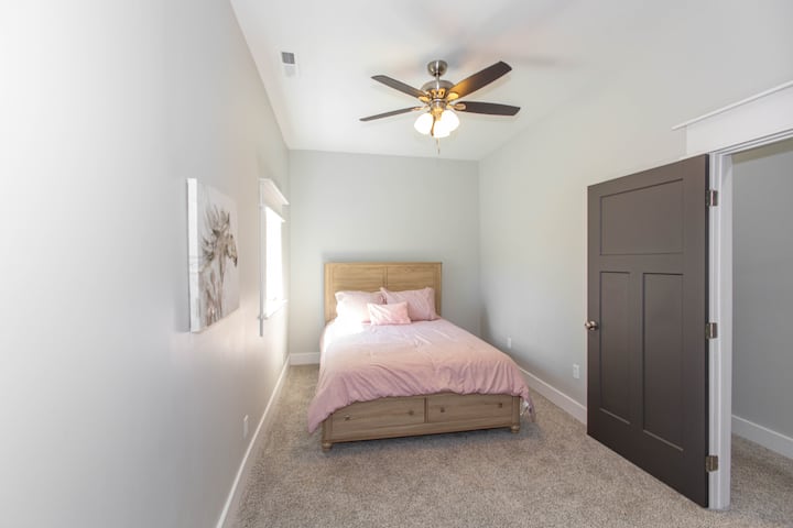 Dhomë gjumi 3, kati i 2-të