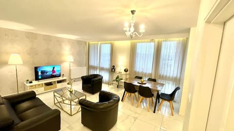 Luxurious Apartment 3 BDRM Near Paris free parking