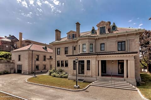 Woolworth Mansion Scranton 11 Bedrooms 33 beds