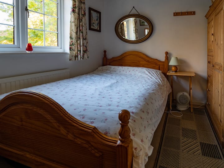 Bedsit Room With Double Bed In Wantage Centre - Wantage