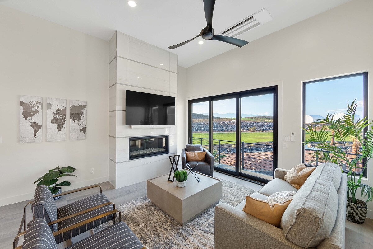 1604 - COSMOS SUN Living Area photo 1