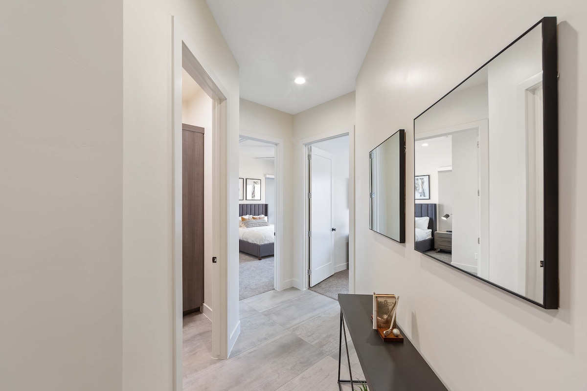 1604 - COSMOS SUN Bathrooms & Laundry photo 1
