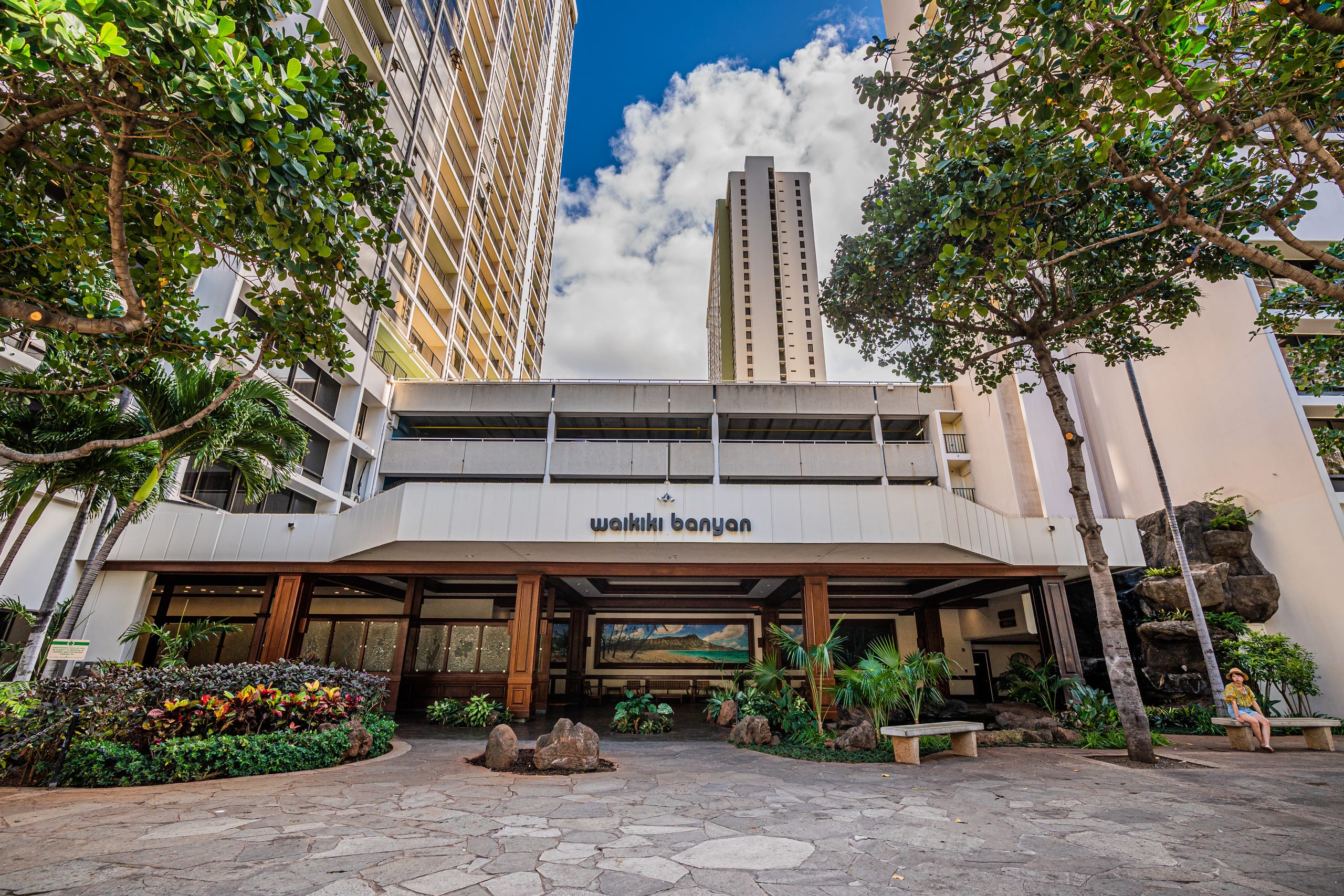 Condo in Honolulu · ★4.56 · 1 bedroom · 3 beds · 1 private bath - Image 28